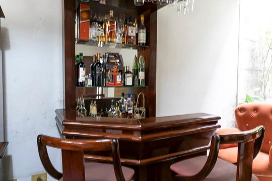 Sala - Adega de casa à venda com 3 quartos, 350m² em Vila Bertioga, São Paulo