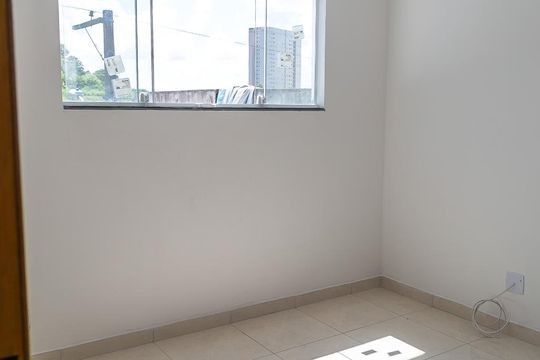 Sala de casa para alugar com 1 quarto, 50m² em Parque Continental Ii, Guarulhos