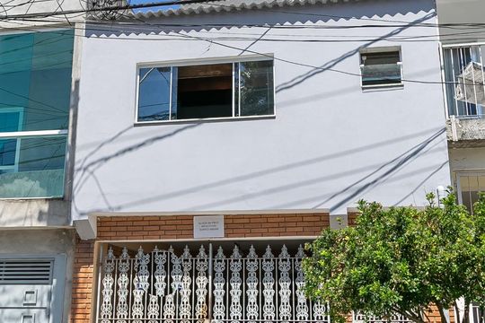 Fachada de casa para alugar com 1 quarto, 50m² em Parque Continental Ii, Guarulhos