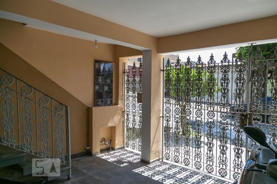 Garagem de casa para alugar com 1 quarto, 50m² em Parque Continental Ii, Guarulhos