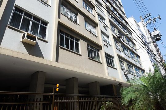 Fachada de apartamento à venda com 2 quartos, 90m² em Icaraí, Niterói