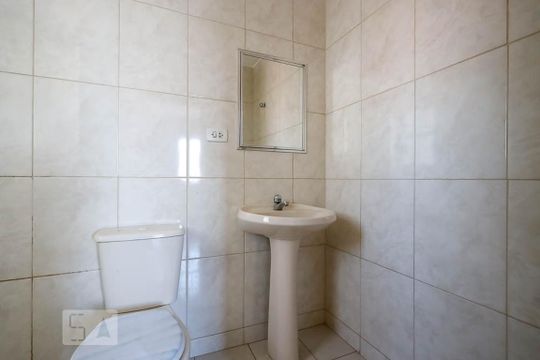 Banheiro de apartamento à venda com 2 quartos, 57m² em Vila Mazzei, São Paulo