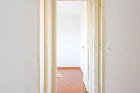 Corredor Quartos de apartamento à venda com 2 quartos, 57m² em Vila Mazzei, São Paulo