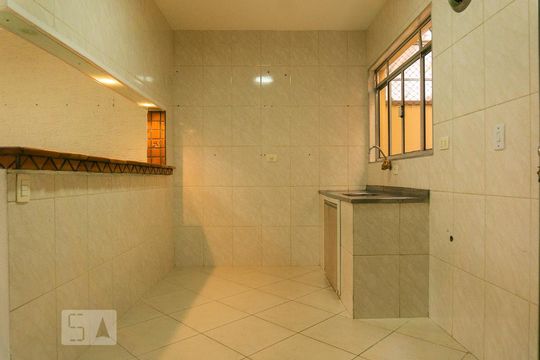 Cozinha de casa à venda com 2 quartos, 65m² em Chácara Nossa Senhora Aparecida, São Paulo