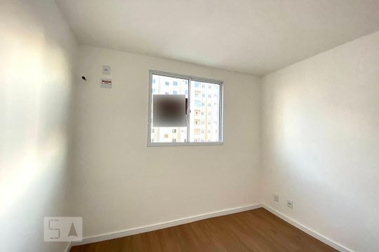 Quarto 2 de kitnet/studio para alugar com 2 quartos, 45m² em Vila Rosa, Novo Hamburgo