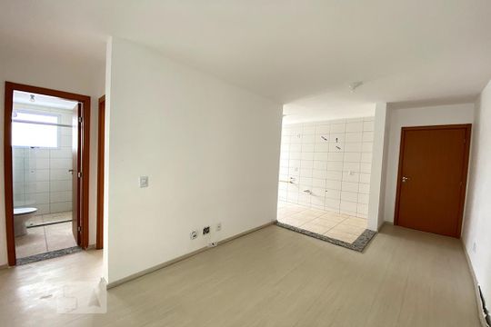 Sala de apartamento para alugar com 2 quartos, 45m² em Vila Rosa, Novo Hamburgo