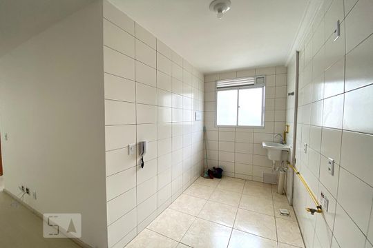 Cozinha e Área de Serviço de apartamento para alugar com 2 quartos, 45m² em Vila Rosa, Novo Hamburgo
