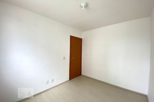Quarto 1 de apartamento para alugar com 2 quartos, 45m² em Vila Rosa, Novo Hamburgo