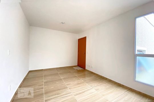 Sala de apartamento para alugar com 2 quartos, 45m² em Feitoria, São Leopoldo