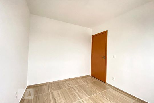 Quarto 1 de apartamento para alugar com 2 quartos, 45m² em Feitoria, São Leopoldo