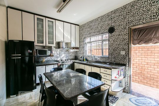 Cozinha de casa à venda com 3 quartos, 180m² em Vila Aricanduva, São Paulo