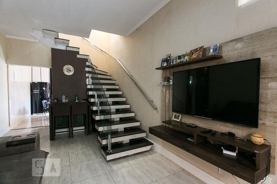 Sala de casa à venda com 3 quartos, 180m² em Vila Aricanduva, São Paulo