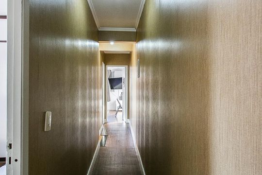 Corredor de casa à venda com 3 quartos, 180m² em Vila Aricanduva, São Paulo