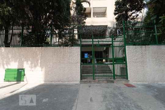 Fachada de apartamento para alugar com 1 quarto, 49m² em Mooca, São Paulo