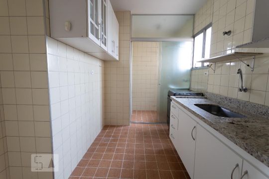 Cozinha de apartamento para alugar com 1 quarto, 49m² em Mooca, São Paulo