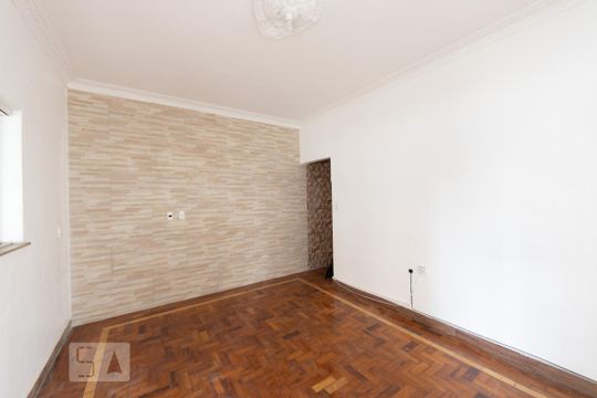 Sala de casa à venda com 2 quartos, 150m² em Vila Santo Estevão, São Paulo