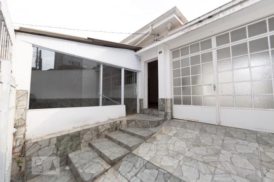 Garagem de casa à venda com 2 quartos, 150m² em Vila Santo Estevão, São Paulo