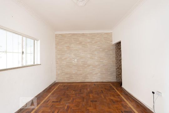 Sala de casa à venda com 2 quartos, 150m² em Vila Santo Estevão, São Paulo