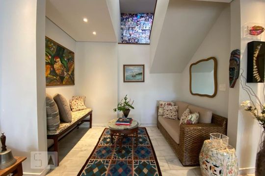 Sala de casa para alugar com 5 quartos, 412m² em Jardim Leonor, São Paulo