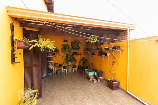 Sacada de casa à venda com 4 quartos, 475m² em Estância Velha, Canoas