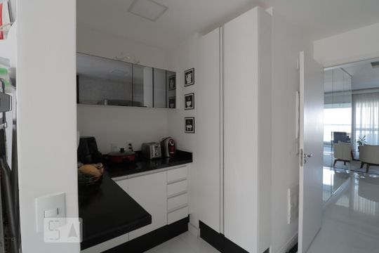 Cozinha  de apartamento à venda com 3 quartos, 130m² em Tatuapé, São Paulo