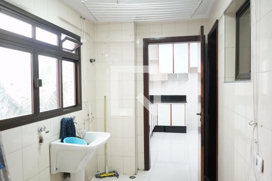 Área de Serviço de apartamento para alugar com 3 quartos, 132m² em Vila Regente Feijó, São Paulo