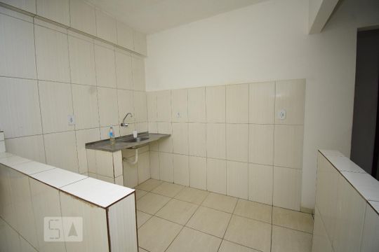 Cozinha de apartamento para alugar com 2 quartos, 70m² em Ceilândia Norte (ceilândia), Brasília