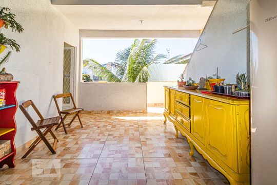 varanda de casa à venda com 6 quartos, 123m² em Curicica, Rio de Janeiro
