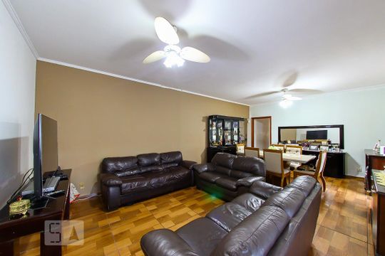 Casa para alugar com 4 quartos, 320m² em Barro Branco (zona Norte), São Paulo