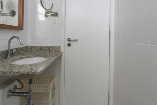 Banheiro de apartamento para alugar com 1 quarto, 59m² em Rio Vermelho, Salvador