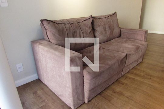Sala de apartamento para alugar com 2 quartos, 52m² em Paraisópolis, São Paulo