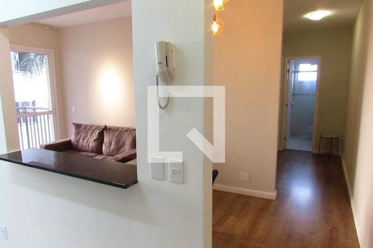 Sala/Cozinha de apartamento para alugar com 2 quartos, 52m² em Paraisópolis, São Paulo
