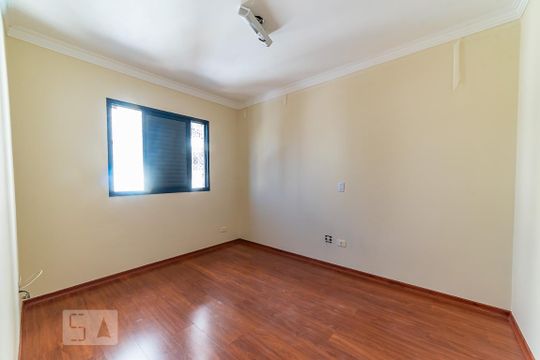 Quarto 1 de apartamento para alugar com 2 quartos, 65m² em Santo Antônio, São Caetano do Sul