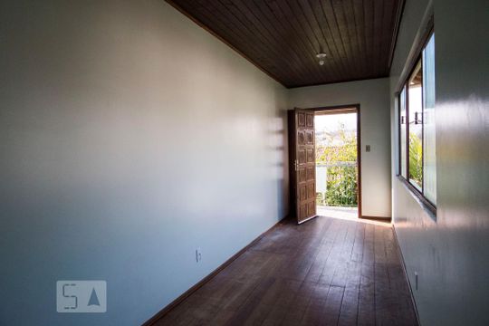 Sala 1 de casa à venda com 4 quartos, 240m² em Campo Novo, Porto Alegre