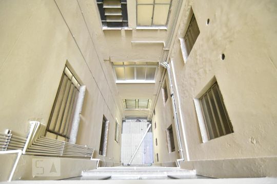 Interior do edifício de apartamento para alugar com 2 quartos, 60m² em Brás, São Paulo