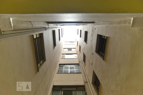 Interior do edifício de apartamento para alugar com 2 quartos, 60m² em Brás, São Paulo