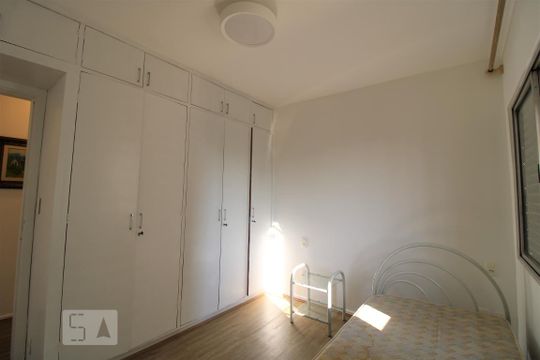 Quarto 3  de apartamento para alugar com 3 quartos, 81m² em Vila Pompéia, São Paulo