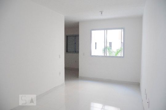 Apartamento para alugar com 2 quartos, 40m² em Jardim Santa Emilia, São Paulo