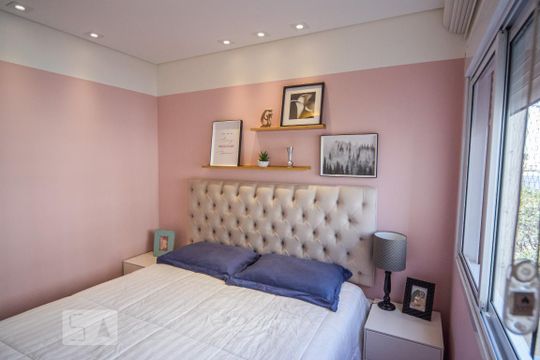 Suíte de apartamento à venda com 2 quartos, 75m² em Vila Regente Feijó, São Paulo