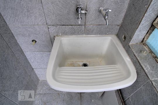 Área de serviço - Tanque de casa para alugar com 2 quartos, 88m² em Vila Pompéia, São Paulo