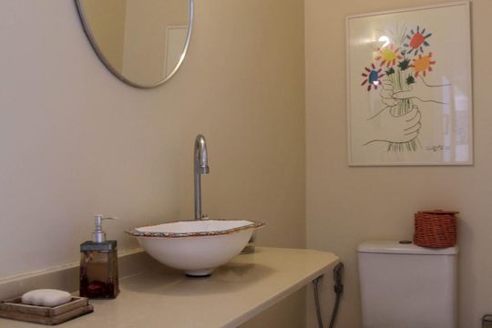 Lavabo de casa à venda com 4 quartos, 370m² em Humaitá, Rio de Janeiro