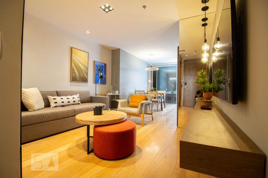 Sala de kitnet/studio à venda com 1 quarto, 80m² em Barra da Tijuca, Rio de Janeiro
