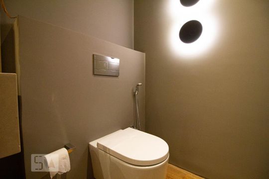 Lavabo de kitnet/studio à venda com 1 quarto, 80m² em Barra da Tijuca, Rio de Janeiro