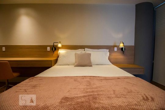 Quarto Suíte de kitnet/studio à venda com 1 quarto, 80m² em Barra da Tijuca, Rio de Janeiro