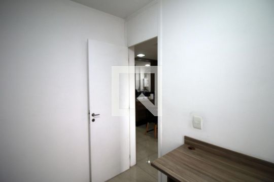 Quarto 3 de apartamento à venda com 3 quartos, 52m² em Parada de Lucas, Rio de Janeiro