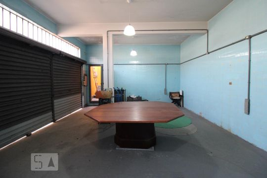 Garagem de casa à venda com 3 quartos, 300m² em Vila Romana, São Paulo