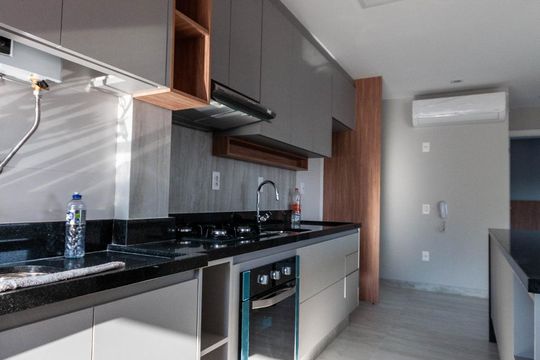 Cozinha de apartamento à venda com 2 quartos, 71m² em Jardim América, São Paulo