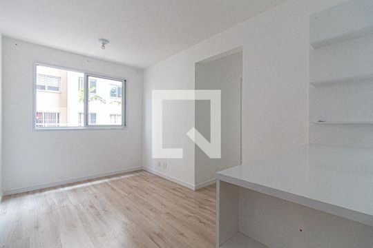 Apartamento à venda com 2 quartos, 42m² em Vila Penteado, São Paulo