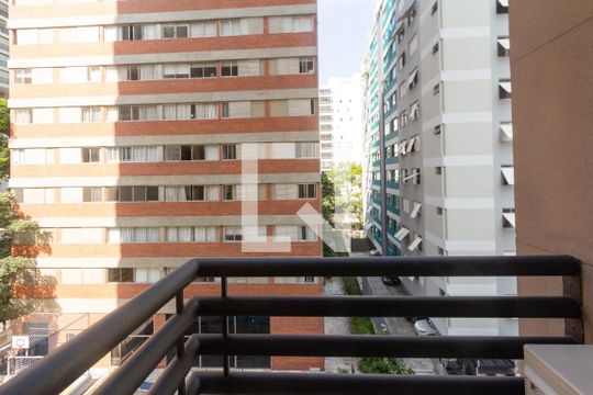 Varanda de apartamento para alugar com 1 quarto, 40m² em Moema, São Paulo