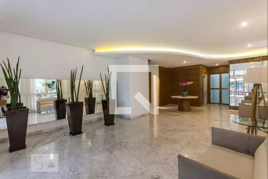 Hall social de apartamento para alugar com 1 quarto, 40m² em Moema, São Paulo
